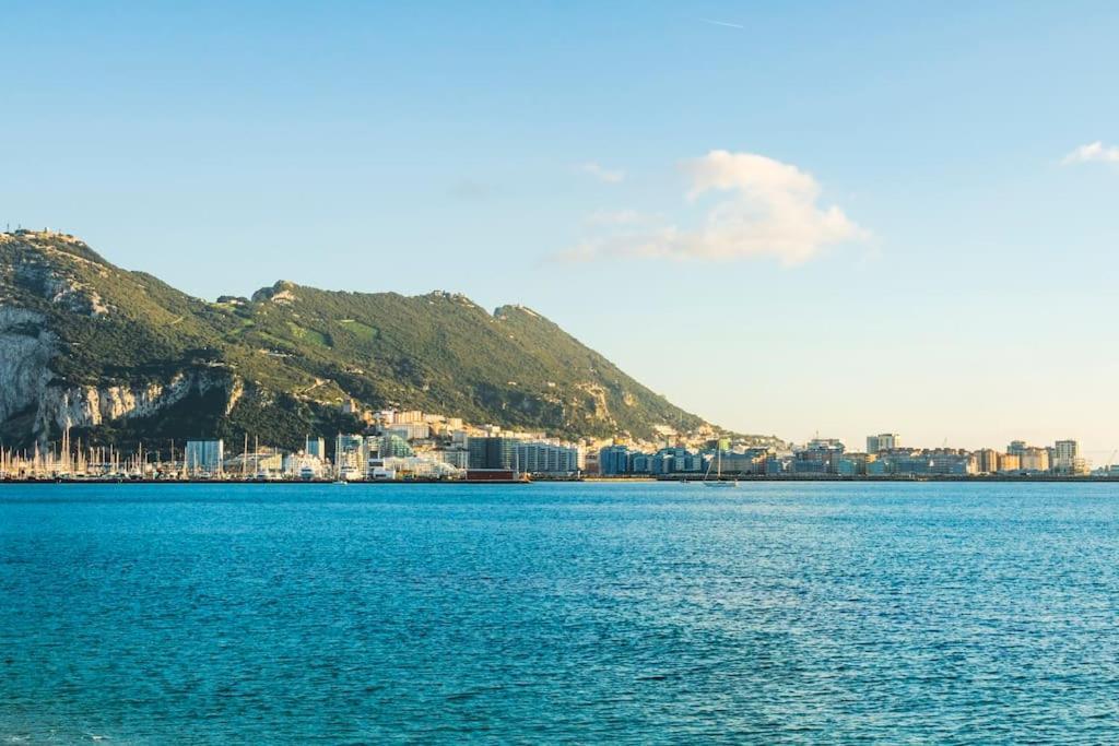 Apartamento Exterior Algeciras -Hawkins Costa 2A מראה חיצוני תמונה